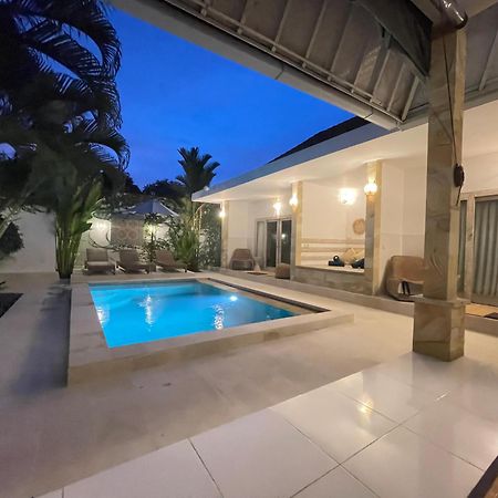 Pennylane Villa เซมินยัค ภายนอก รูปภาพ